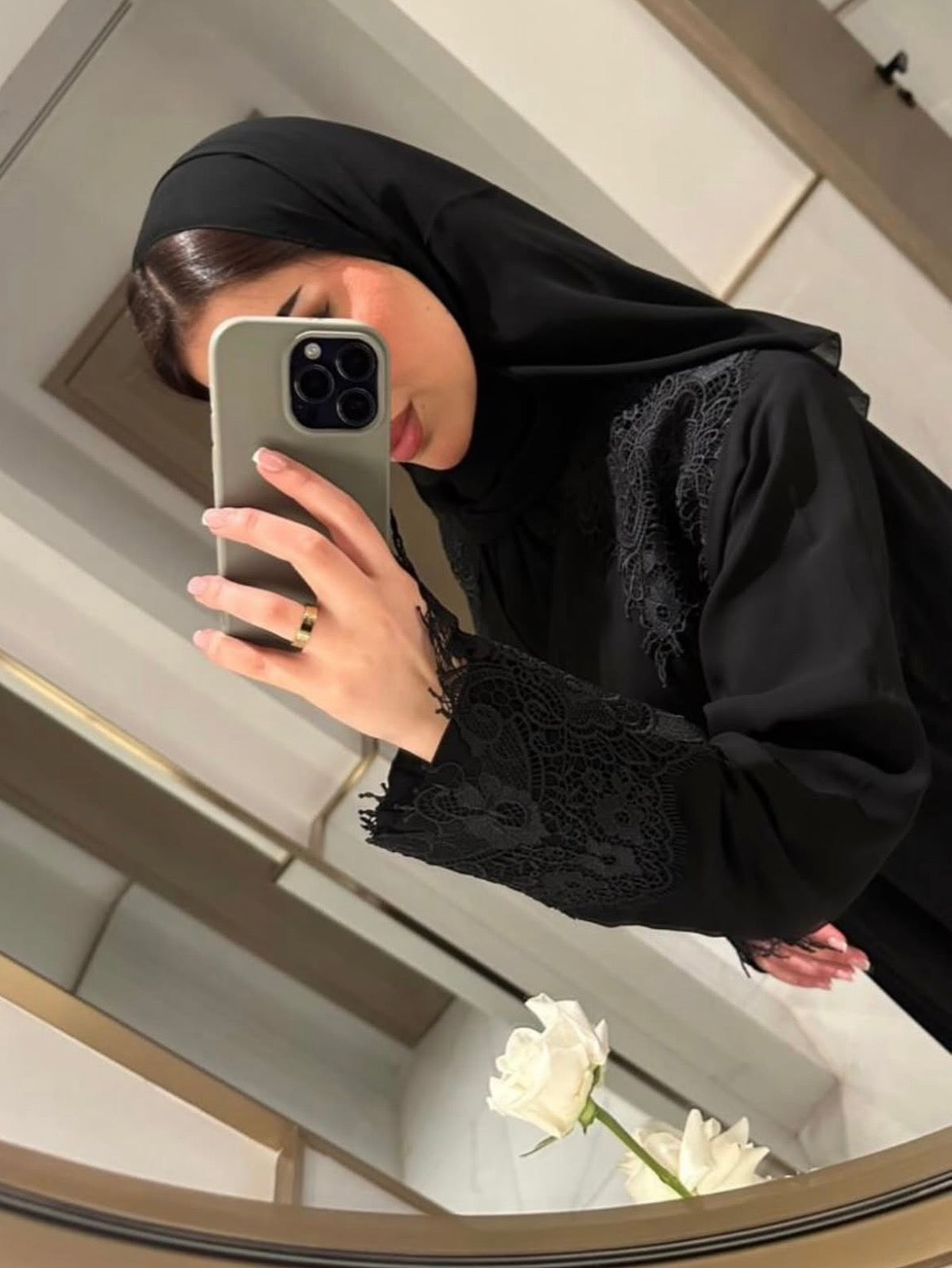 ABAYA L184